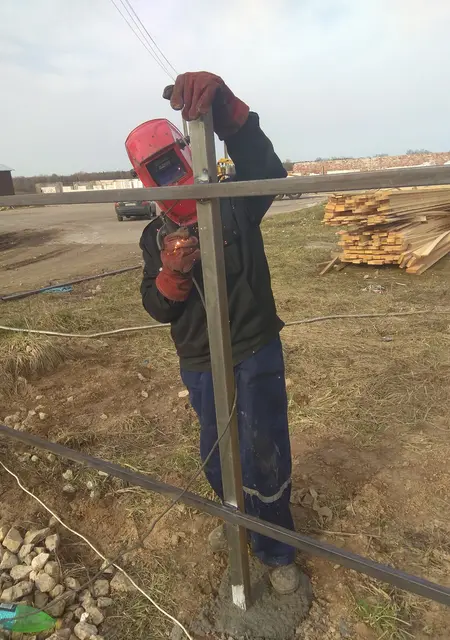 Я Сергей, 25, знакомлюсь без обязательств в Полоцке