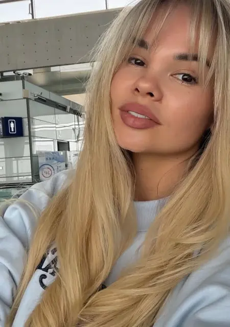 Я Алая, 27, знакомлюсь для открытые отношения в Костанае
