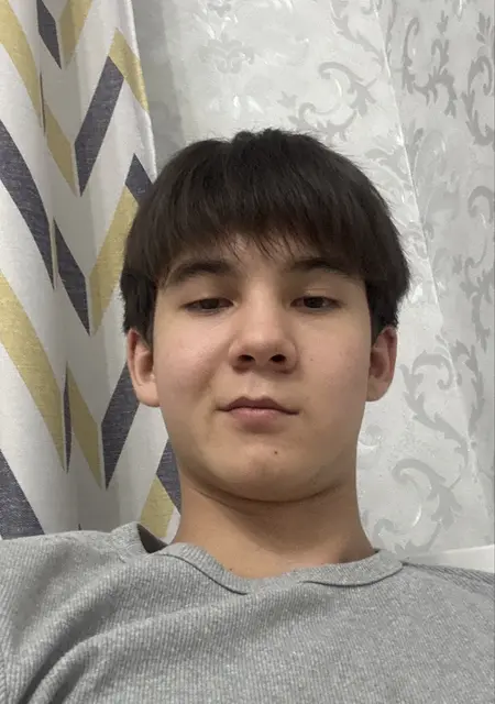 Динмухамед из Астаны, мне 18, познакомлюсь для общения