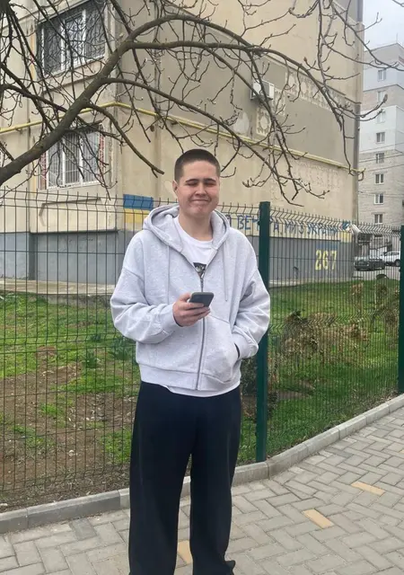 Илья из Одессы, ищу на сайте открытые отношения