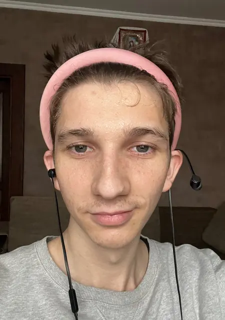 Я Владислав, 21 років, знайомлюсь для вірт у Рівному