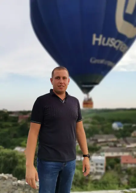 Олександр з Кам'янське, шукаю на сайті знайомства на одну ніч