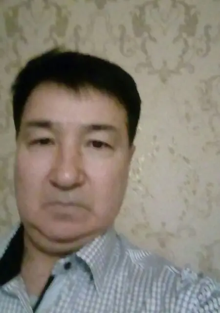Кайрат из Караганды, ищу на сайте знакомства без обязательств
