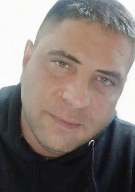 Alex de Barcelona, busco en el sitio hacer nuevos amigos