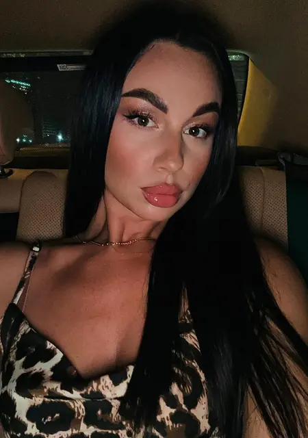 Ilyana из Брон, мне 23, познакомлюсь для дружбы