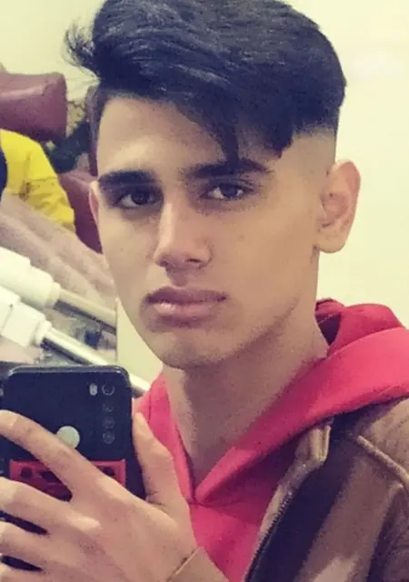 Я Agead, 21, из Стамбула, ищу знакомство