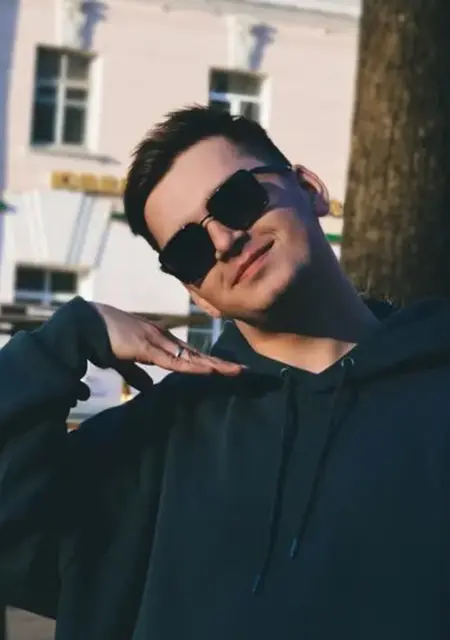 Евгений из Витебска, ищу на сайте знакомства на одну ночь