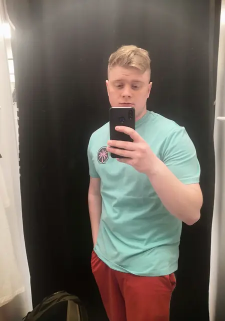 Я Alex, 25, из Кемера, ищу знакомство для дружбы