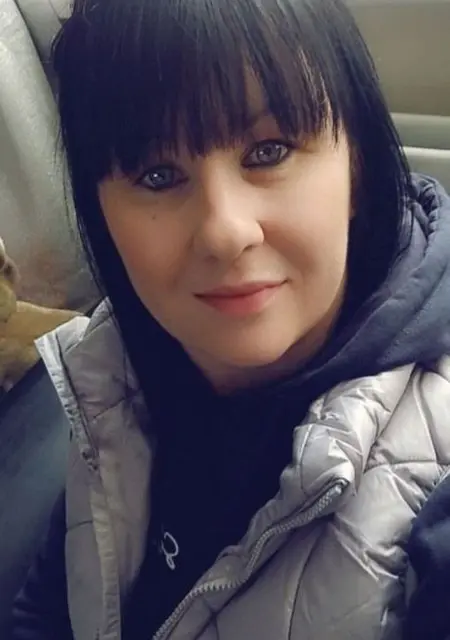 I'm Rachael, 33 from London, seeking connections