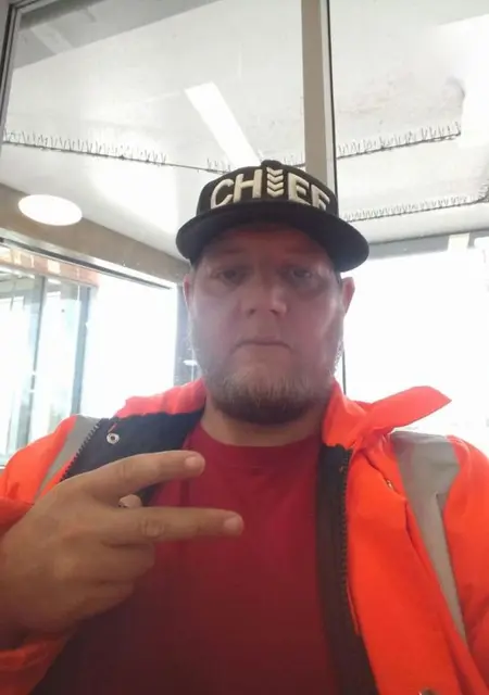 Я Brian, 40, из Лондона, ищу знакомство