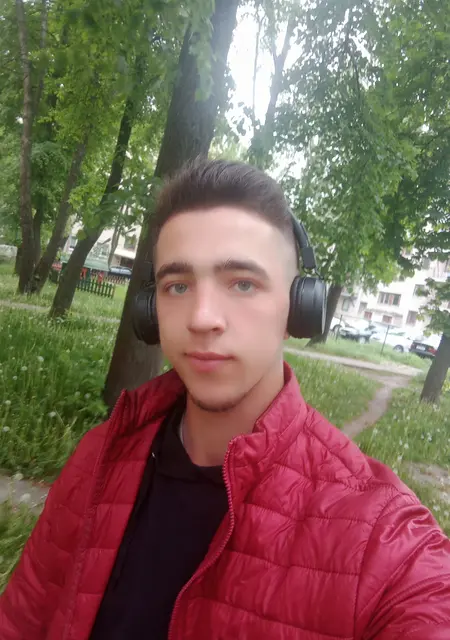 Сергей из Кобрина, мне 24, познакомлюсь для общения