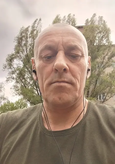 Я Stas, 48 років, знайомлюсь на одну ніч у Toreck