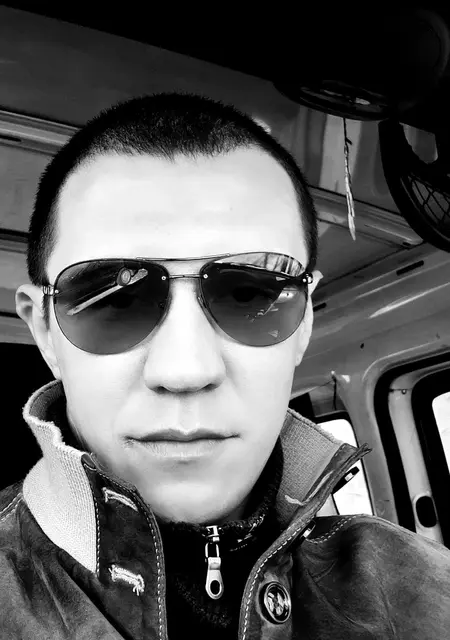 Александр из Бреста, мне 40, познакомлюсь для постоянных отношений