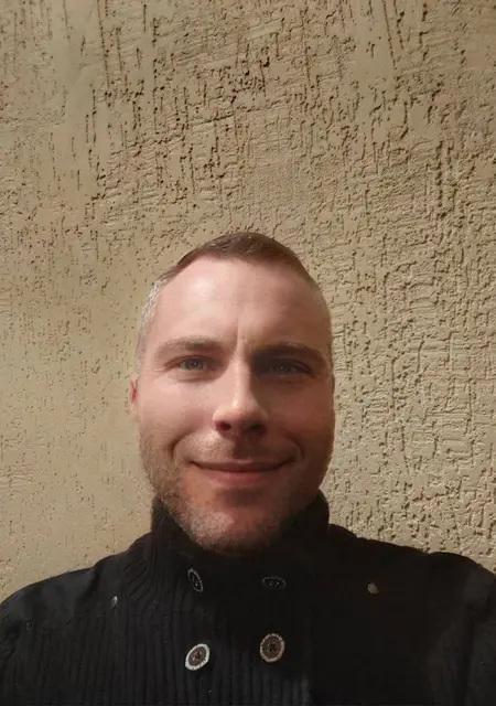 Я Алексей, 45 років з Миколаєва, шукаю знайомство для дружби