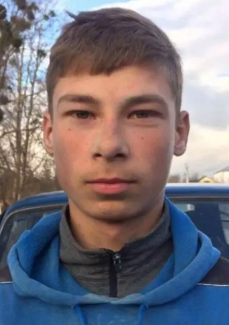 Andrash з Ужгорода, мені 19 років, познайомлюсь на одну ніч