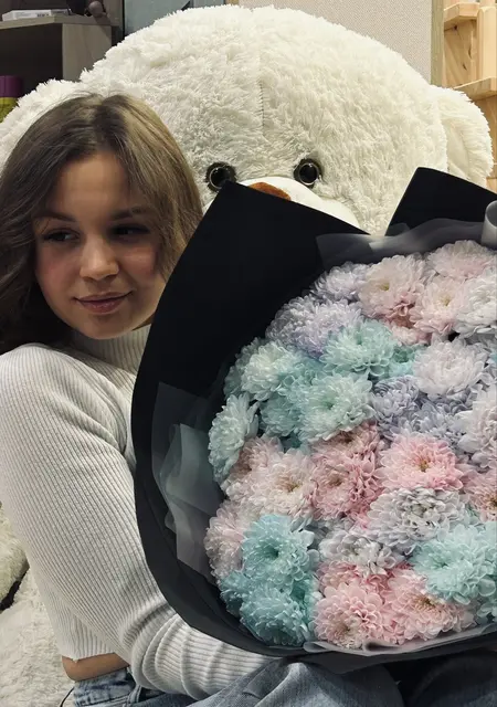 Полина из Амстердама, ищу на сайте дружбу