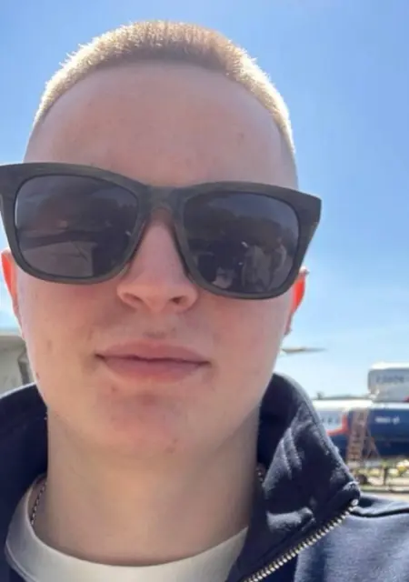 Я Дмитрий, 23, из Вены, ищу знакомство для постоянных отношений