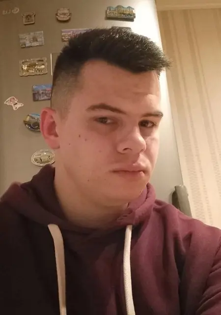 Я Евгений, 27, из Бреста, ищу знакомства без обязательств