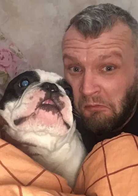 Aleksander з Львова, мені 40 років, познайомлюсь для спілкування