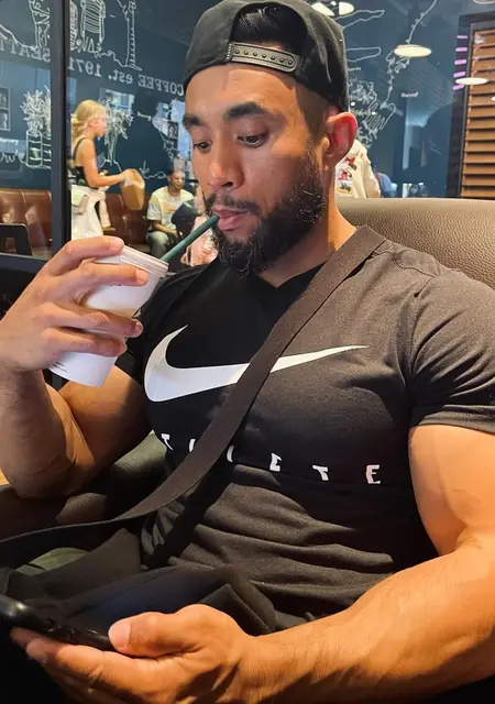 Darks из Шони, мне 27, познакомлюсь для приятного времяпровождения