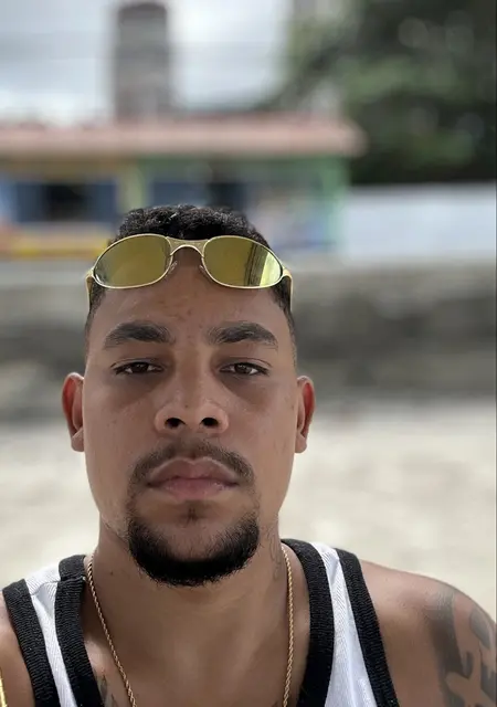 Я Luiz, 22, знакомлюсь для вирта в Паулиста