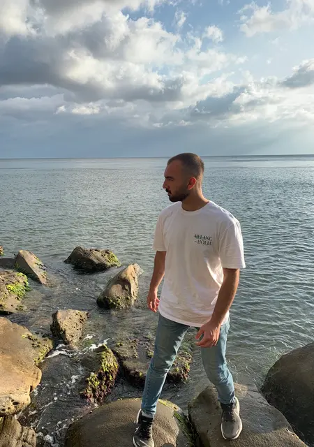 Ahmet из Люлебургаз, мне 26, познакомлюсь для общения