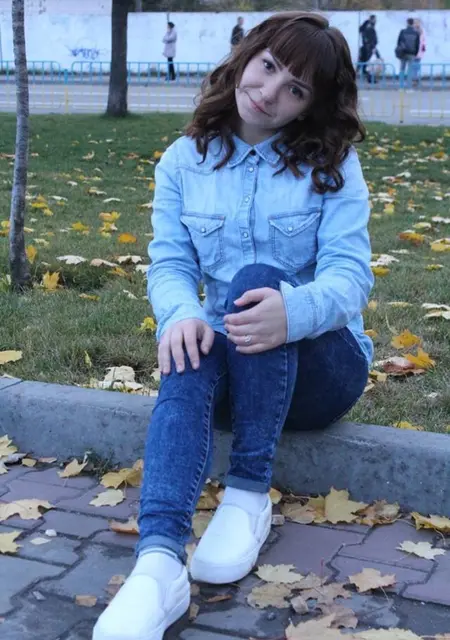 Я Даша, 26 років, знайомлюсь для постійних стосунків у Дніпрі