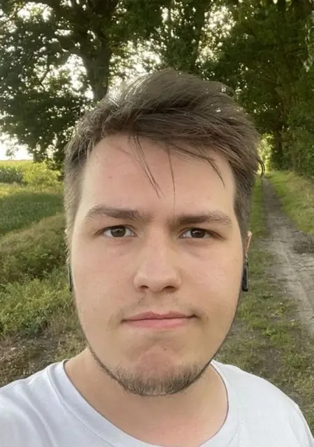 Я Damien, 21, знакомлюсь в Берлине