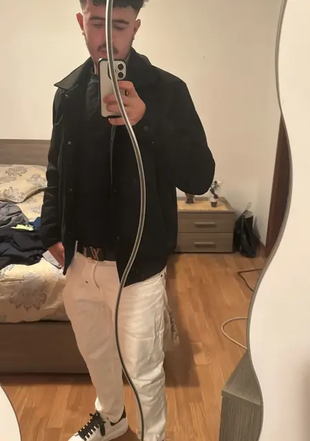 Я Elbetax, 21, знакомлюсь без обязательств в Турине