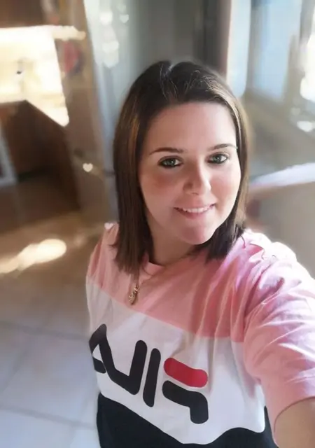 Я Lina, 28, знакомлюсь в Риме