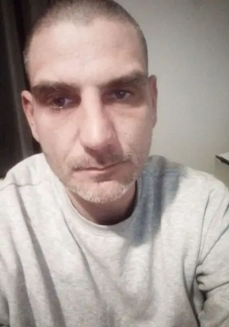 Я Tom, 40, знакомлюсь в Варшаве