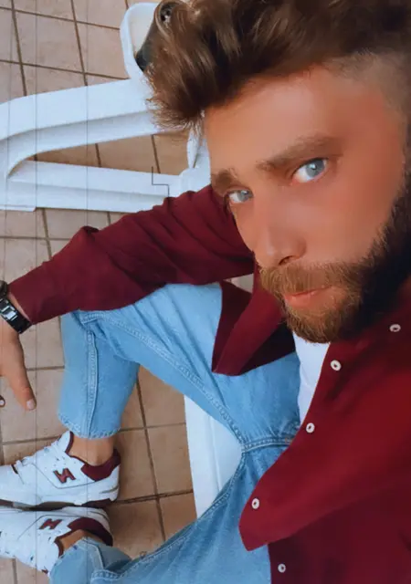 Mahico из Бари, мне 33, познакомлюсь для приятного времяпровождения