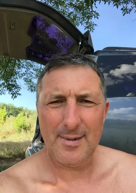 Я Александр, 53 років з Харкова, шукаю знайомства без зобов'язань