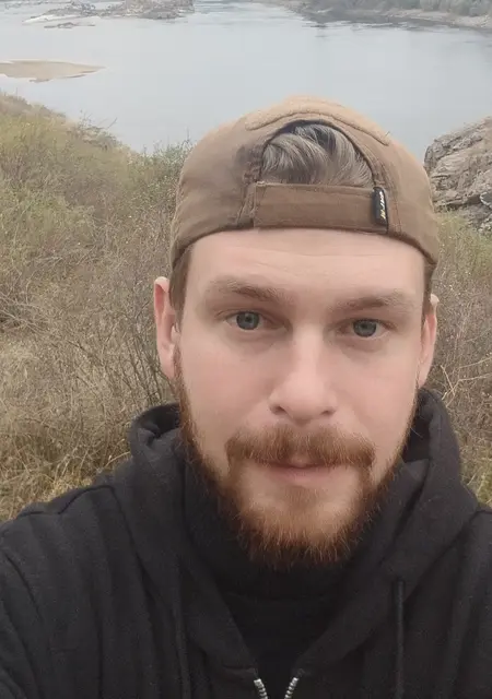 Максимилиан з Луцька, мені 29 років, познайомлюсь для спілкування