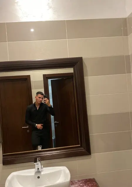 Andrei из Яссы, ищу на сайте знакомства без обязательств