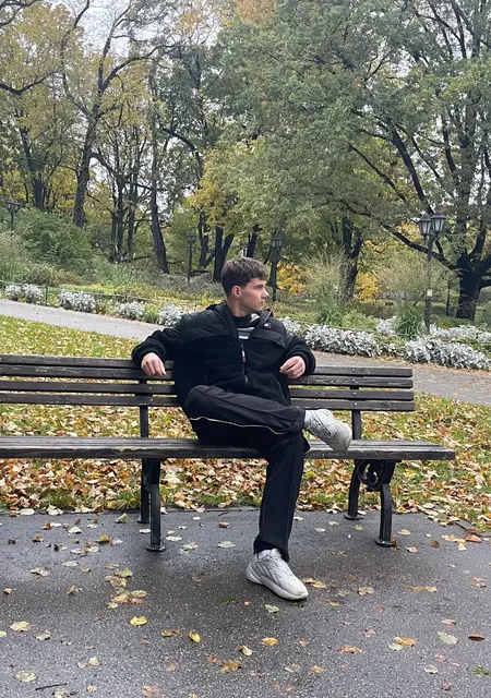 Владислав из Риги, ищу на сайте знакомства без обязательств