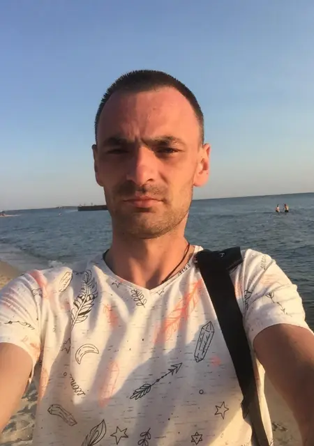 Сергей з Кропивницького, мені 36 років, познайомлюсь для приємного проведення часу