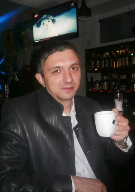 Живчик из Харькова, мне 43, познакомлюсь для постоянных отношений