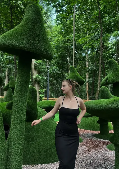 Я Діана, 18 років з Києва, шукаю знайомства на одну ніч