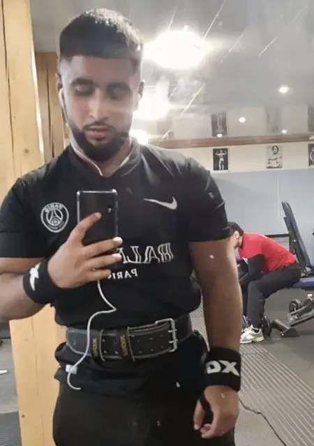 Я Azeem, 24, из Лондона, ищу знакомство