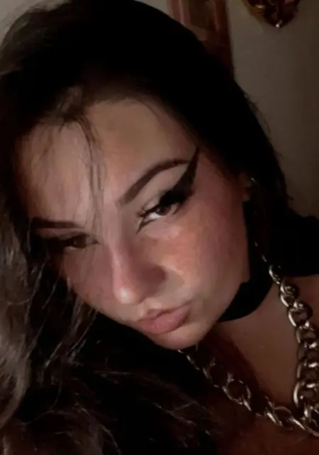 Я Ilaria, 20, знакомлюсь в Риме