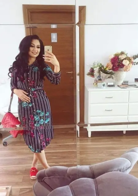 Я Oana, 23, знакомлюсь в Бухаресте