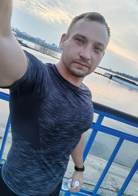 Я Пара, 26, из Москвы, ищу знакомство для приятного времяпровождения