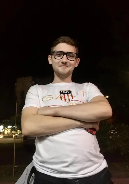 Максим из Белой Церкви, ищу на сайте знакомства на одну ночь