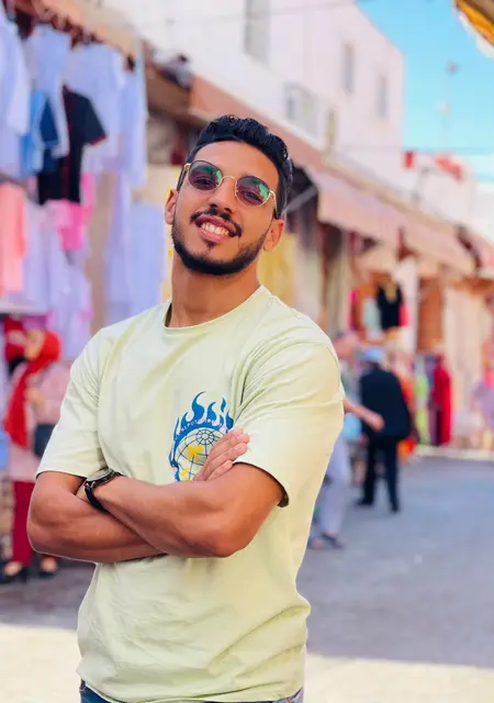 Soufian из Дагенхама, ищу на сайте постоянные отношения