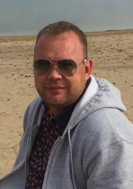 Александр из Жодино, мне 49, познакомлюсь для постоянных отношений