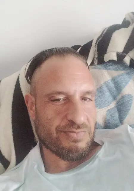 Я Pepe Melapillo, 39, знакомлюсь на одну ночь в Аликанте