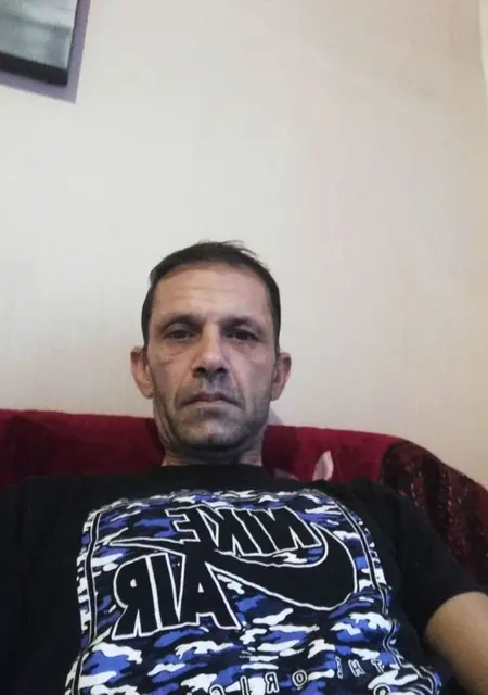 Я Srecko, 44, из Стокгольма, ищу знакомство для постоянных отношений