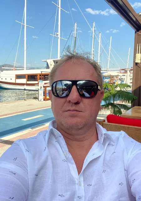 Vlad de Murcia, tengo 44 años, listo para conocer para relación abierta