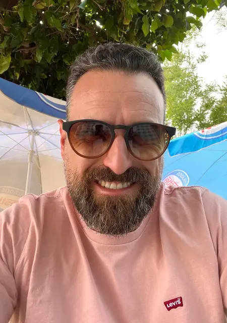 Charlie de Molina de Segura, tengo 39 años, listo para conocer para relación sin ataduras